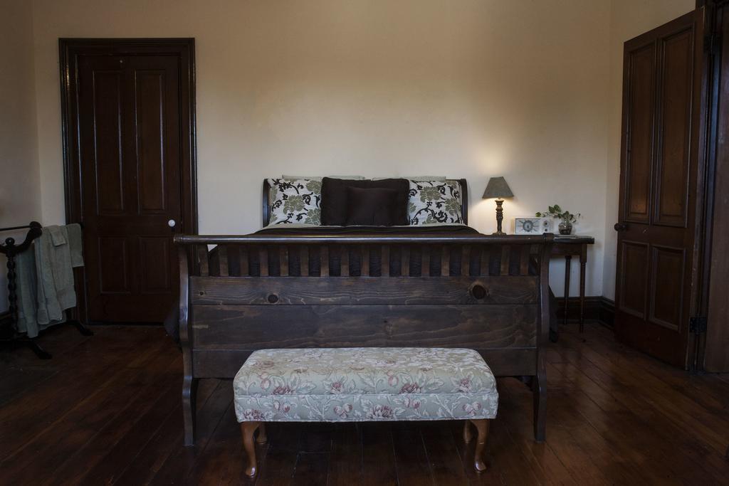 The Mitchell House Bed And Breakfast Circleville Екстериор снимка
