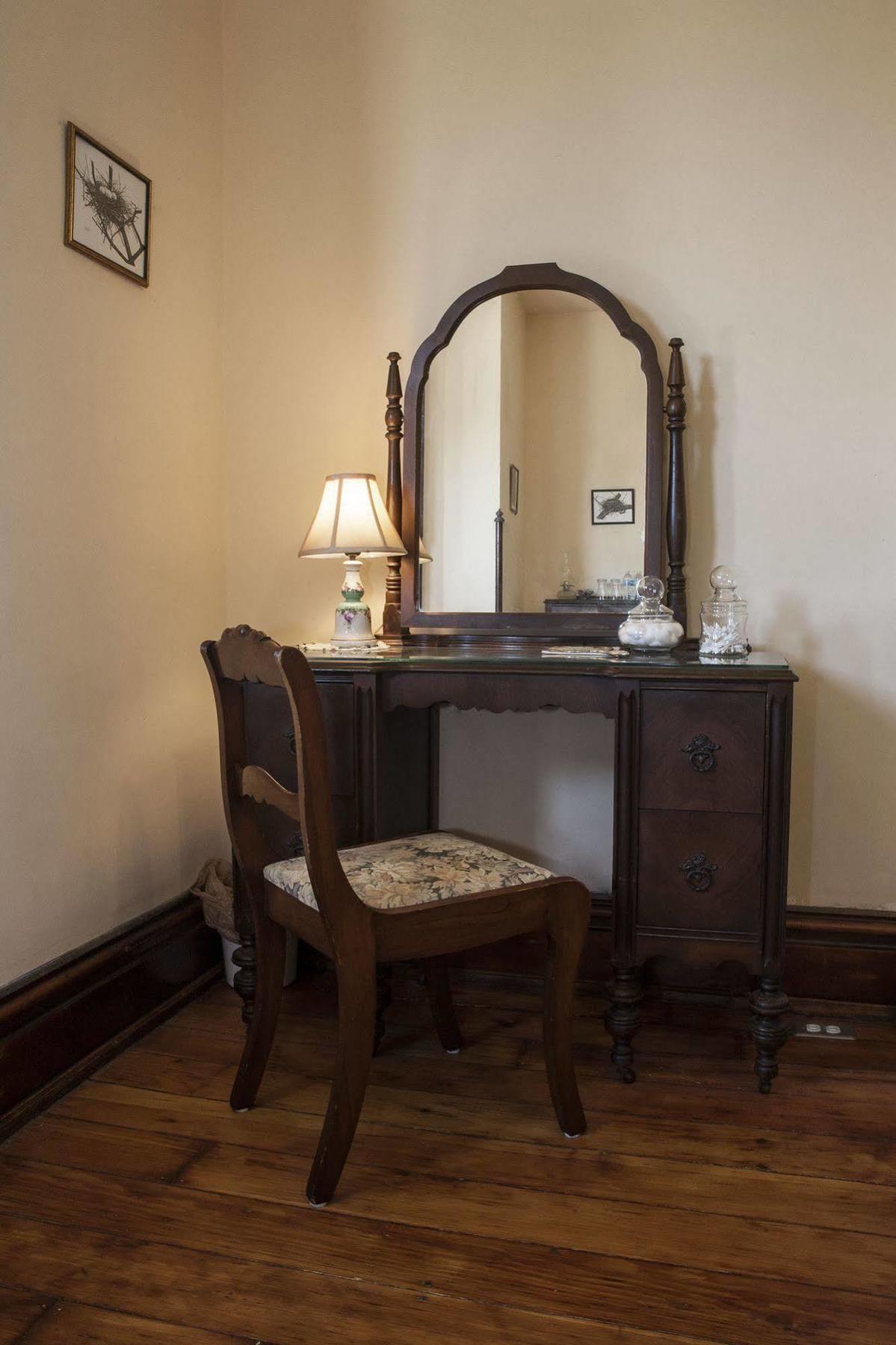 The Mitchell House Bed And Breakfast Circleville Екстериор снимка